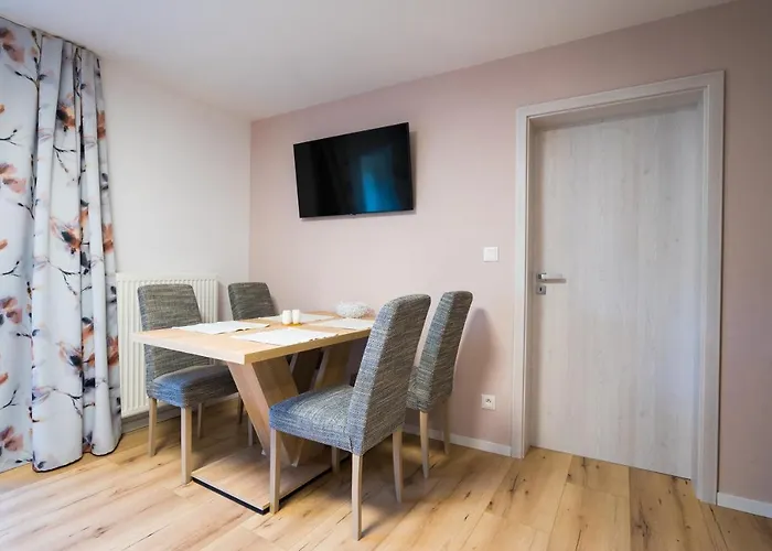 Apartament Ema