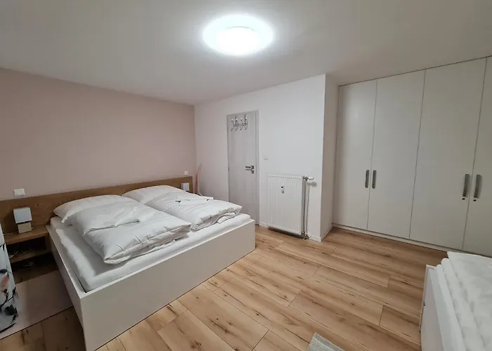 Ema Apartament *